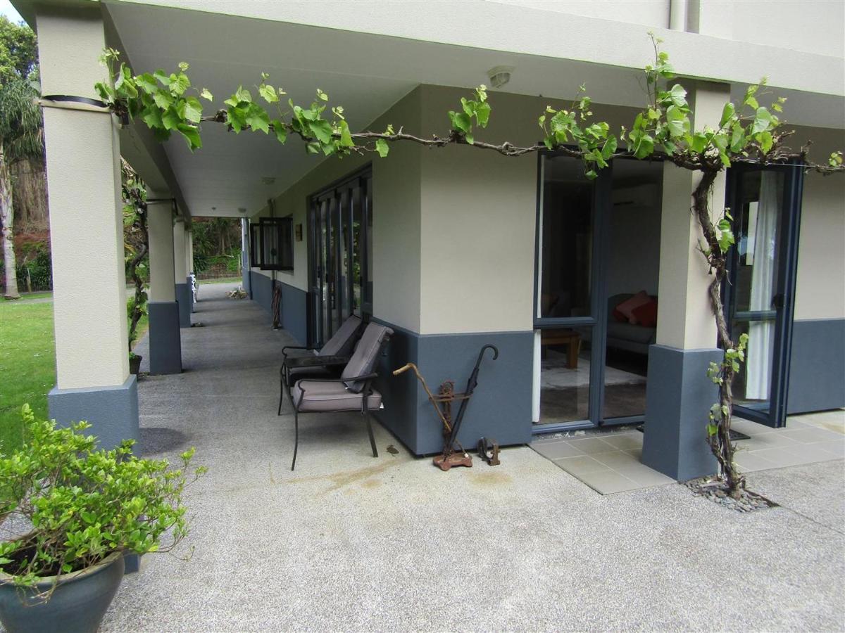 Cornwallis Palms Auckland Exterior photo